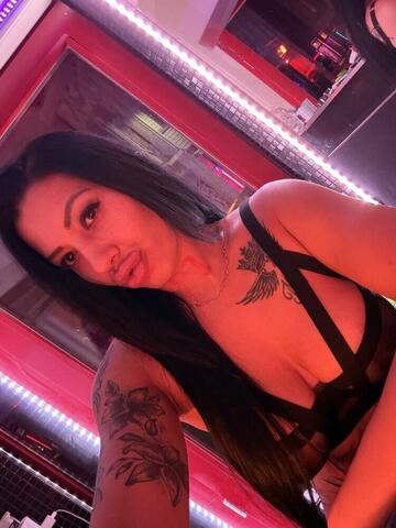 Super hot girl