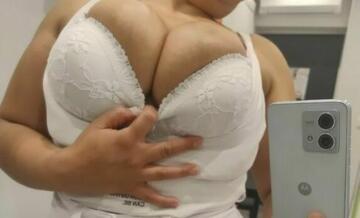 Стандарт и френската без кондом+турска чикия за 30м 40€