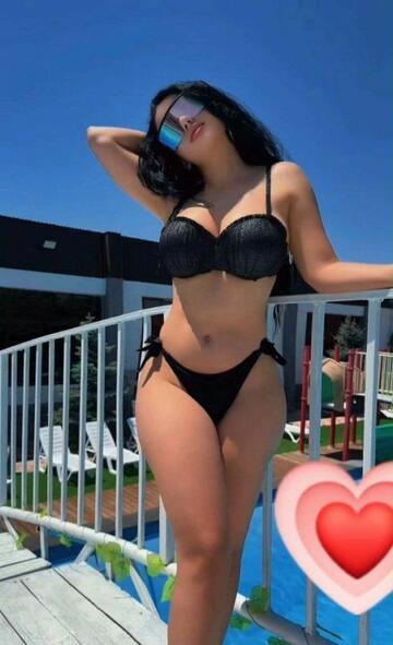 Твоето топ искушение👅